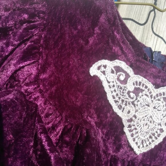 Vintage Baby Girls Dress Purple Crushed Velour Lace Applique - Picture 8 of 16